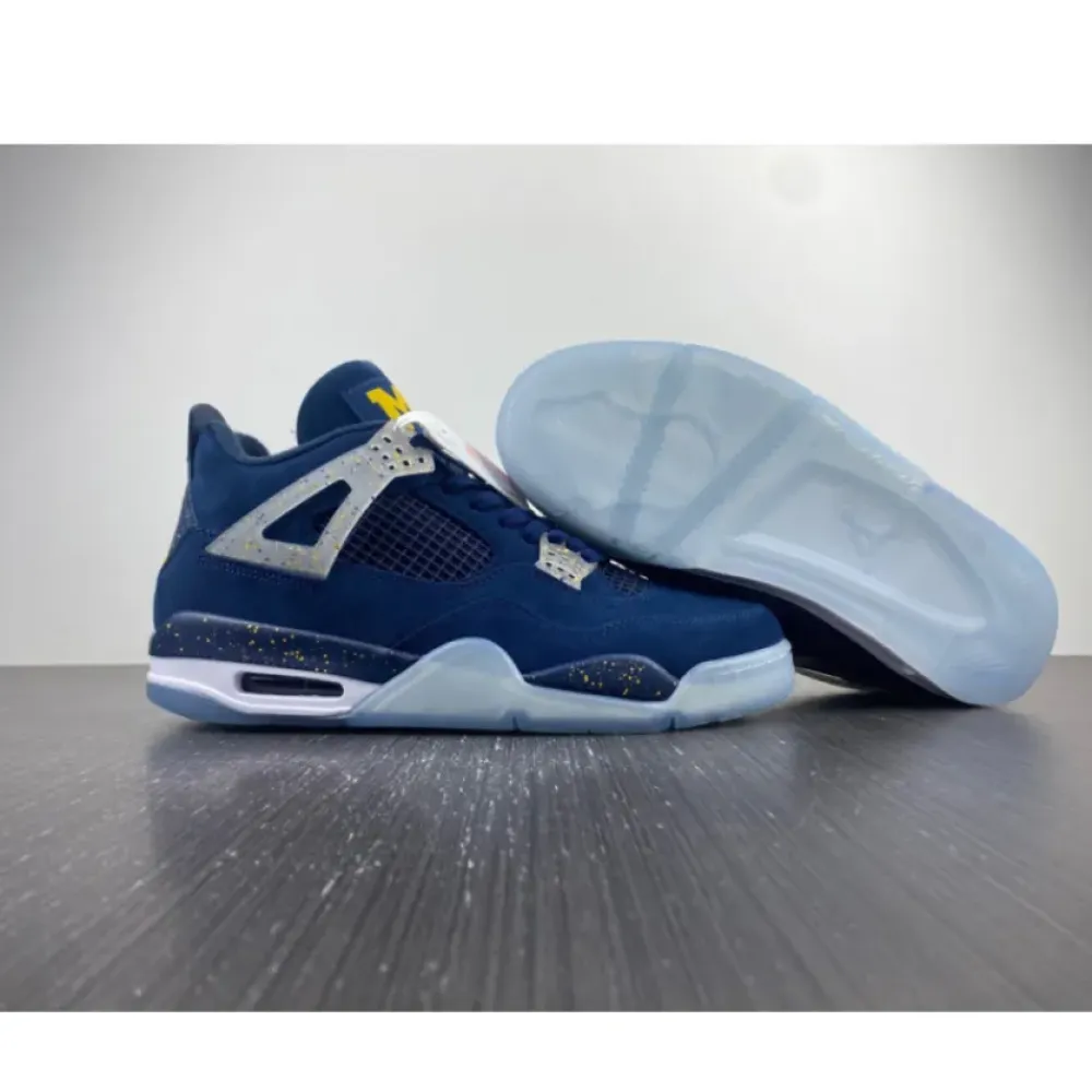 Air Jordan 4 Retro ‘Michigan Wolverines’ PE Amarillo/Navy/White