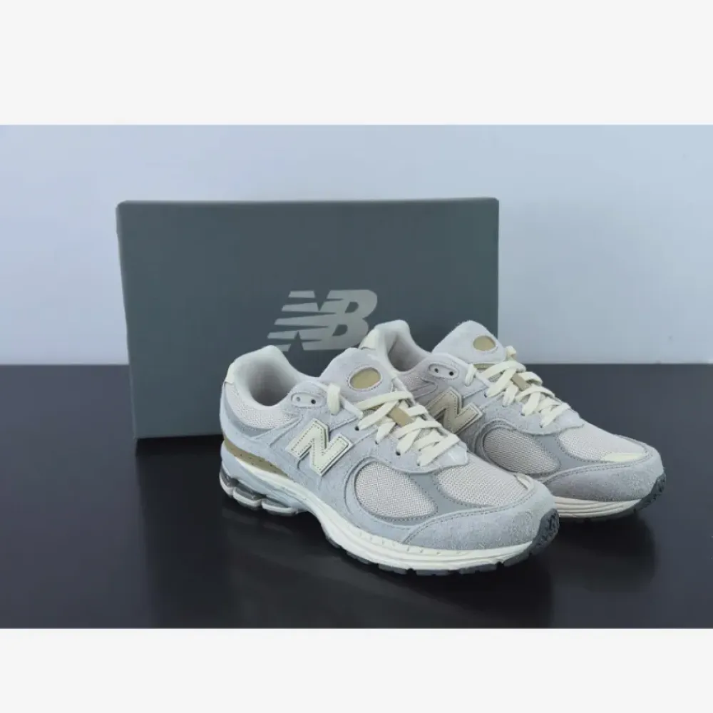 New Balance 2002R Rain Cloud/Angora-Sweet Caramel M2002RSA