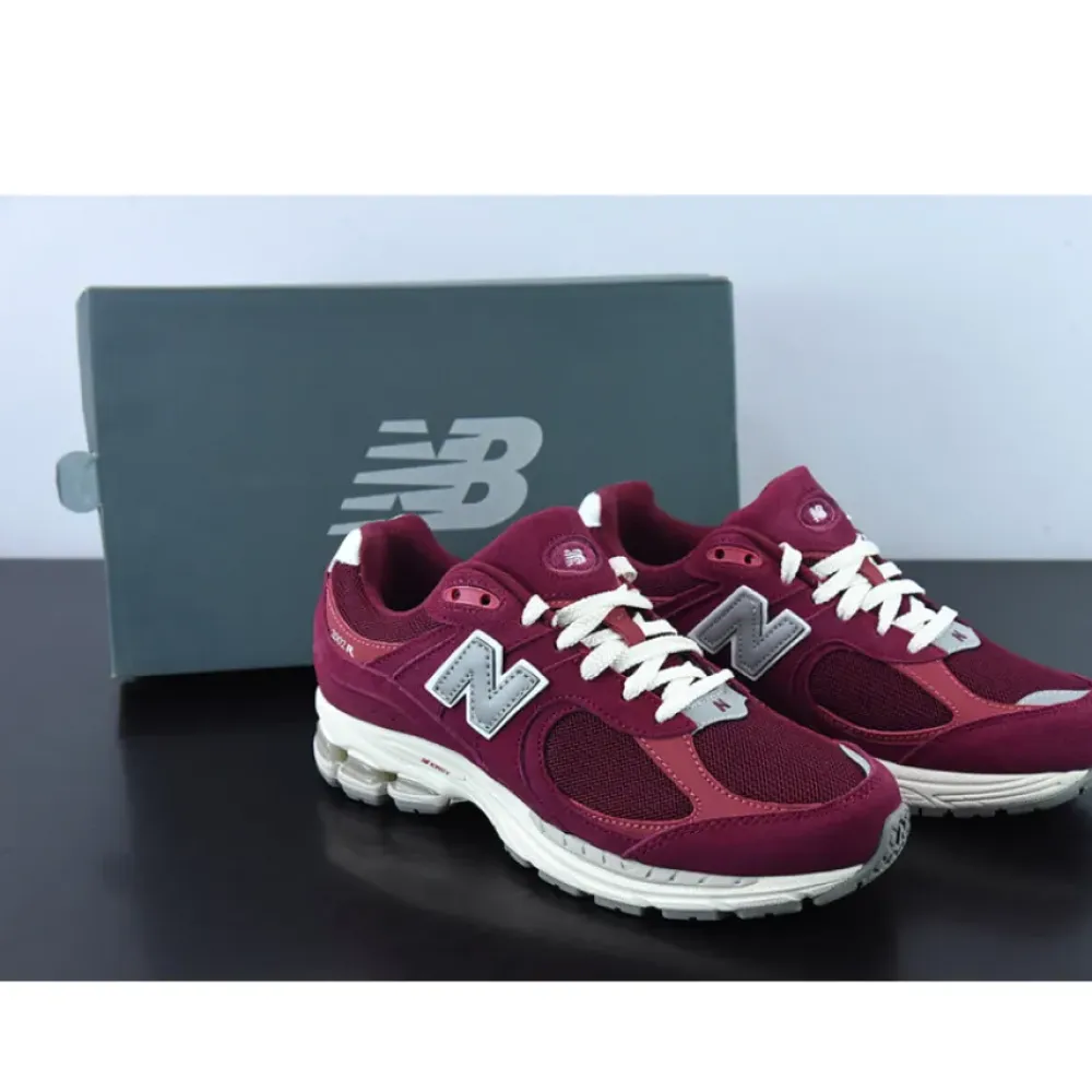 New Balance 2002R Garnet  M2002RHA