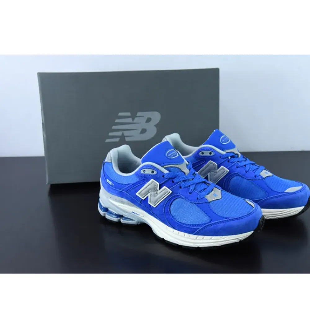 New Balance 2002R “Blue Suede”  M2002RHU