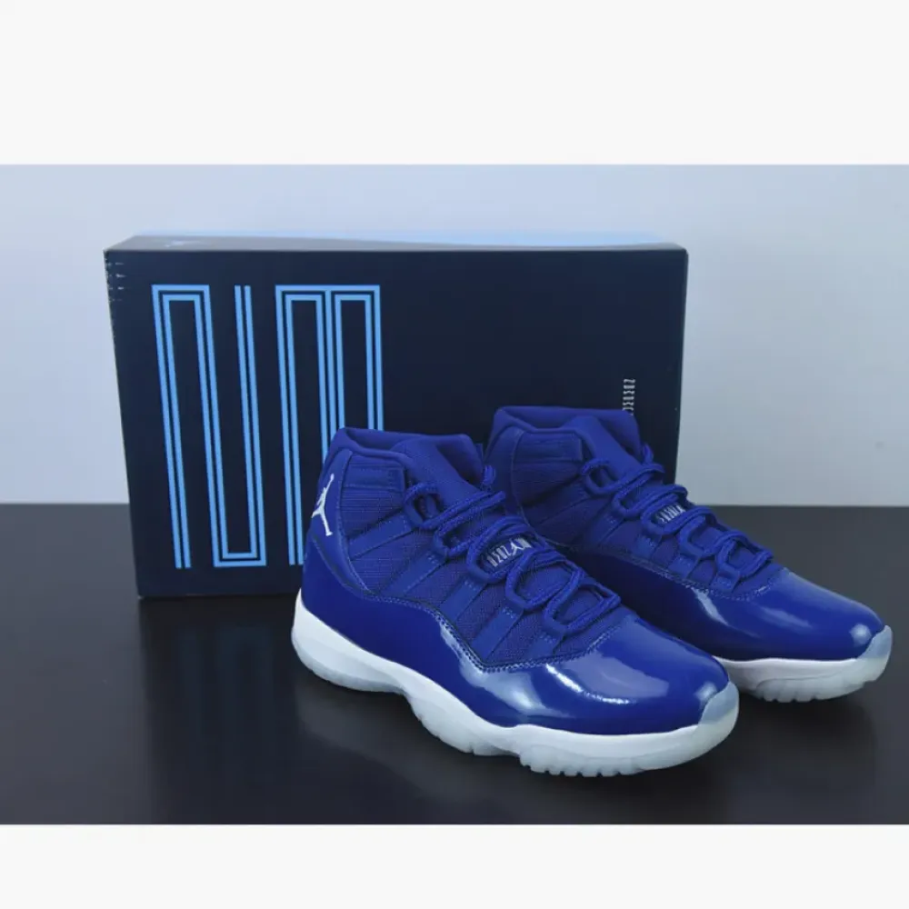 Air Jordan 11 ‘Kentucky’ Midnight Navy/White AT7802-115