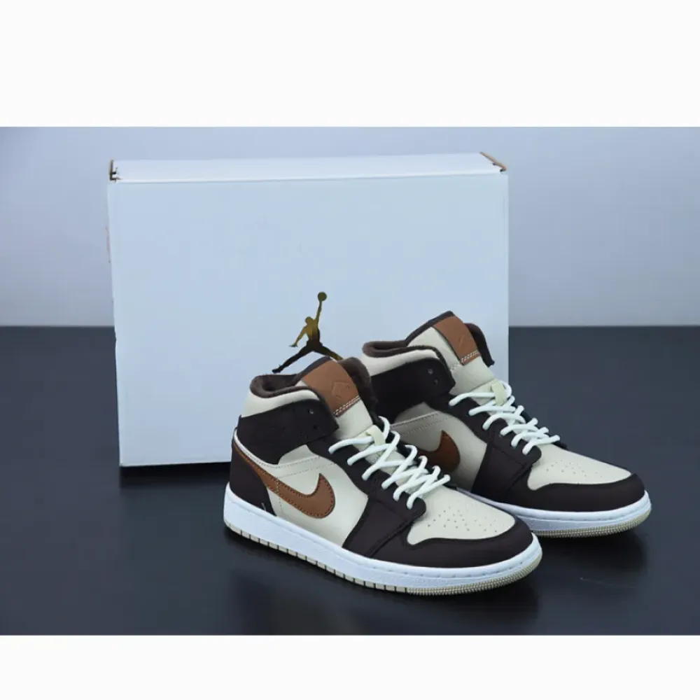 Air Jordan 1 Mid Brown Basalt/Oatmeal/White/Pecan  DO6699-200