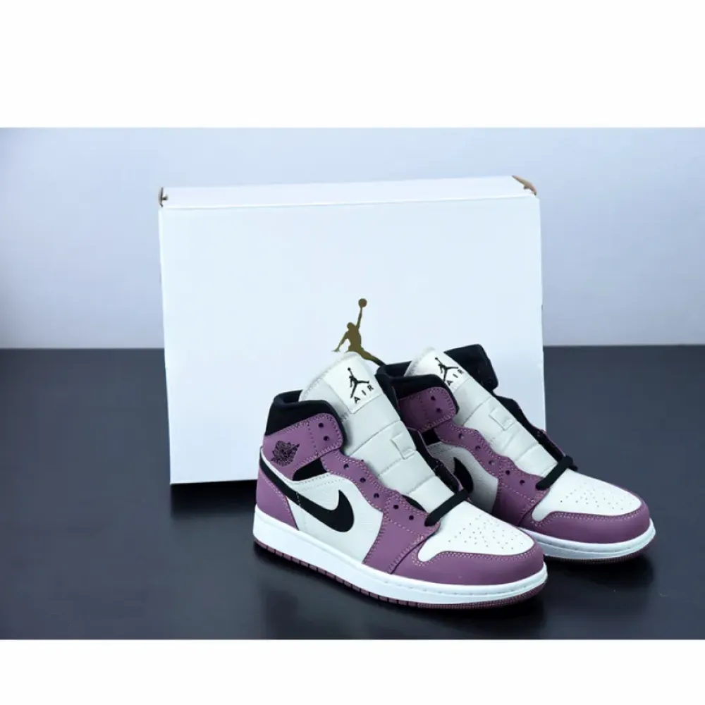Air Jordan 1 Mid ‘Berry Pink’ Light Mulberry/Light Bone/White/Black DC7267-500