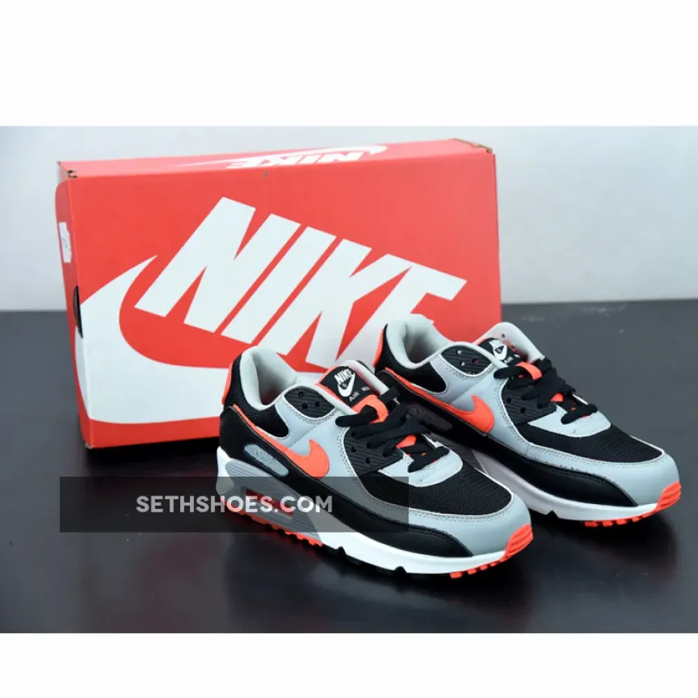 Nike Air Max 90 “Infrared” Black/Radiant Red  CZ4222-001