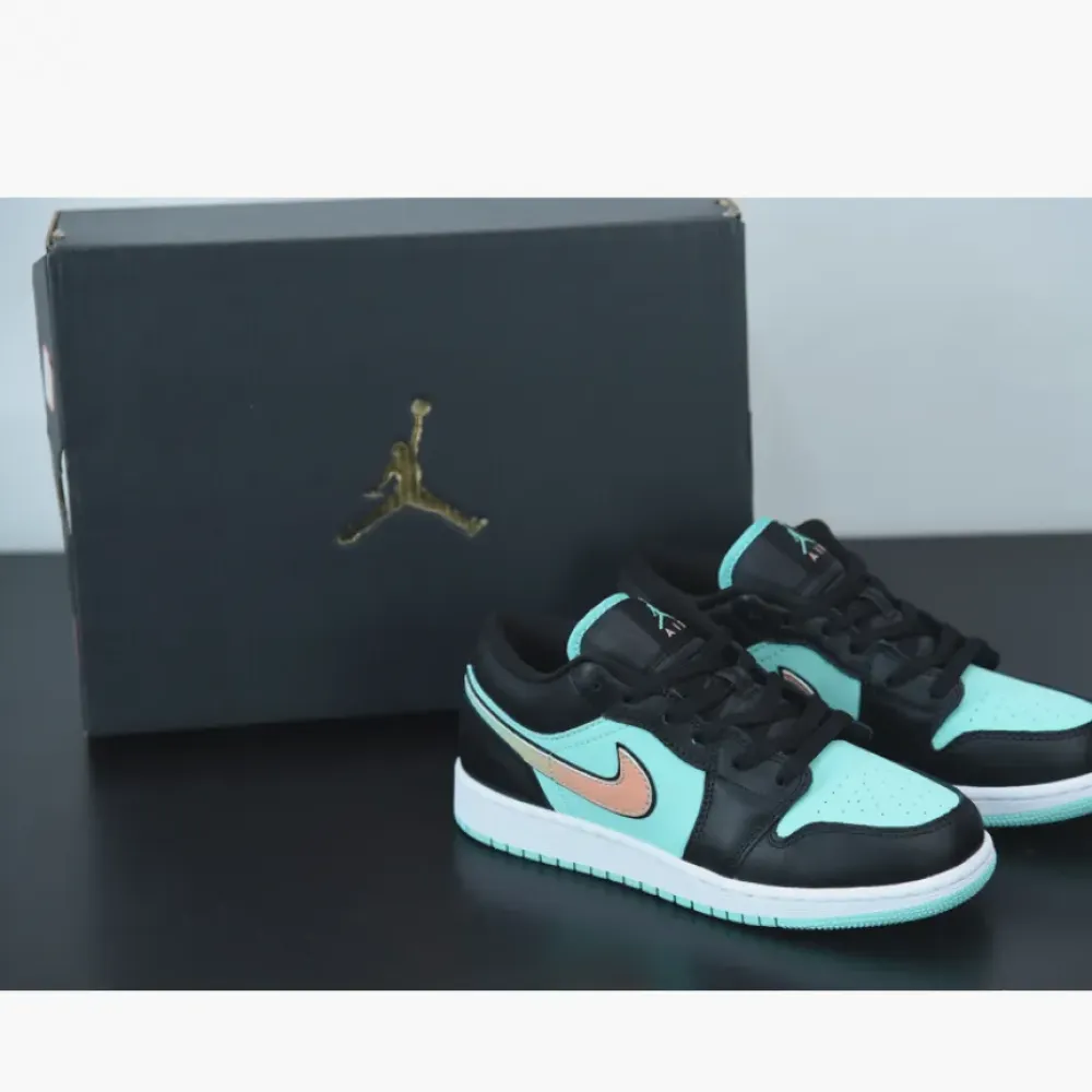 Air Jordan 1 Low SE “Tropical Twist”  CK3022-301