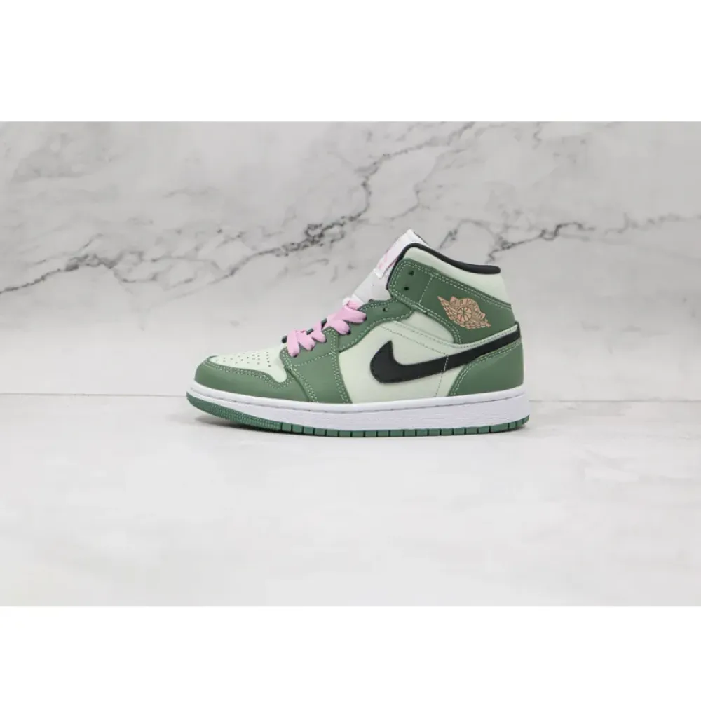 Air Jordan 1 Mid SE Dutch Green/Black-Barely Green  CZ0774-300