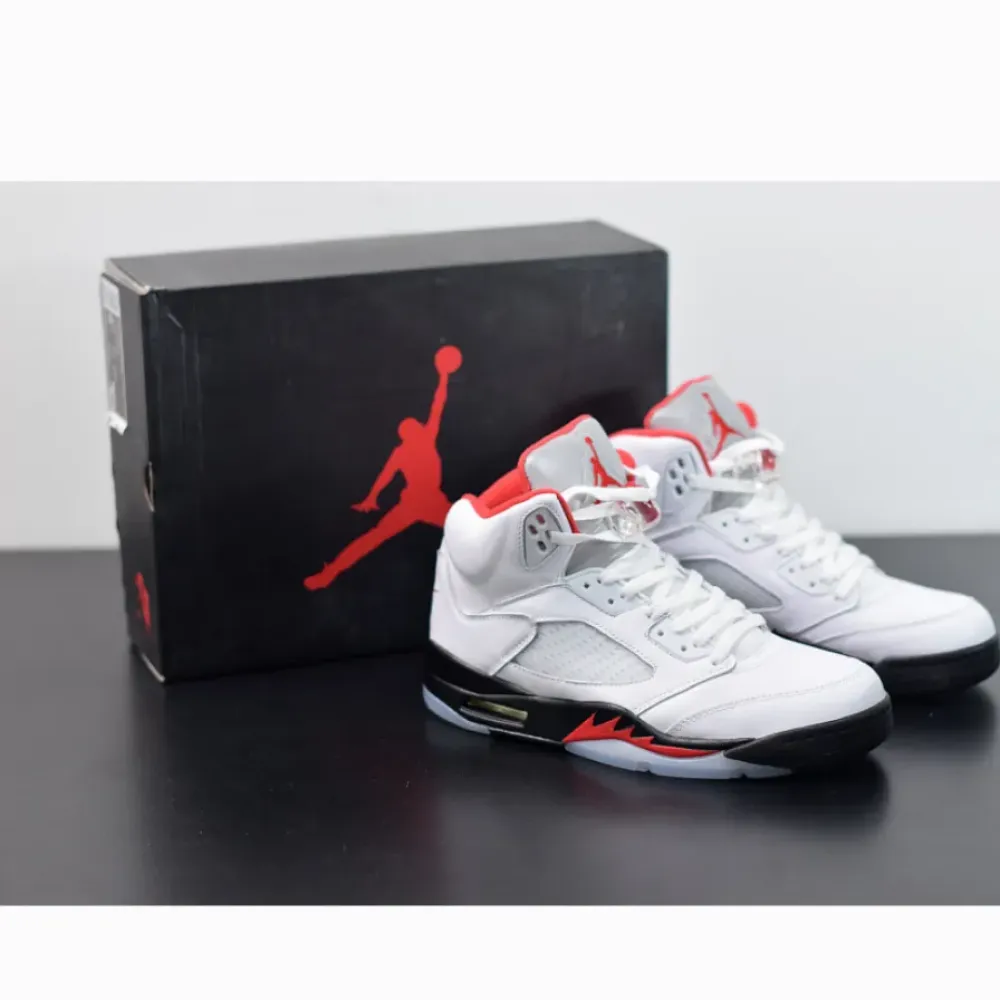Air Jordan 5 Fire Red 3M Silver Tongue  DA1911-102
