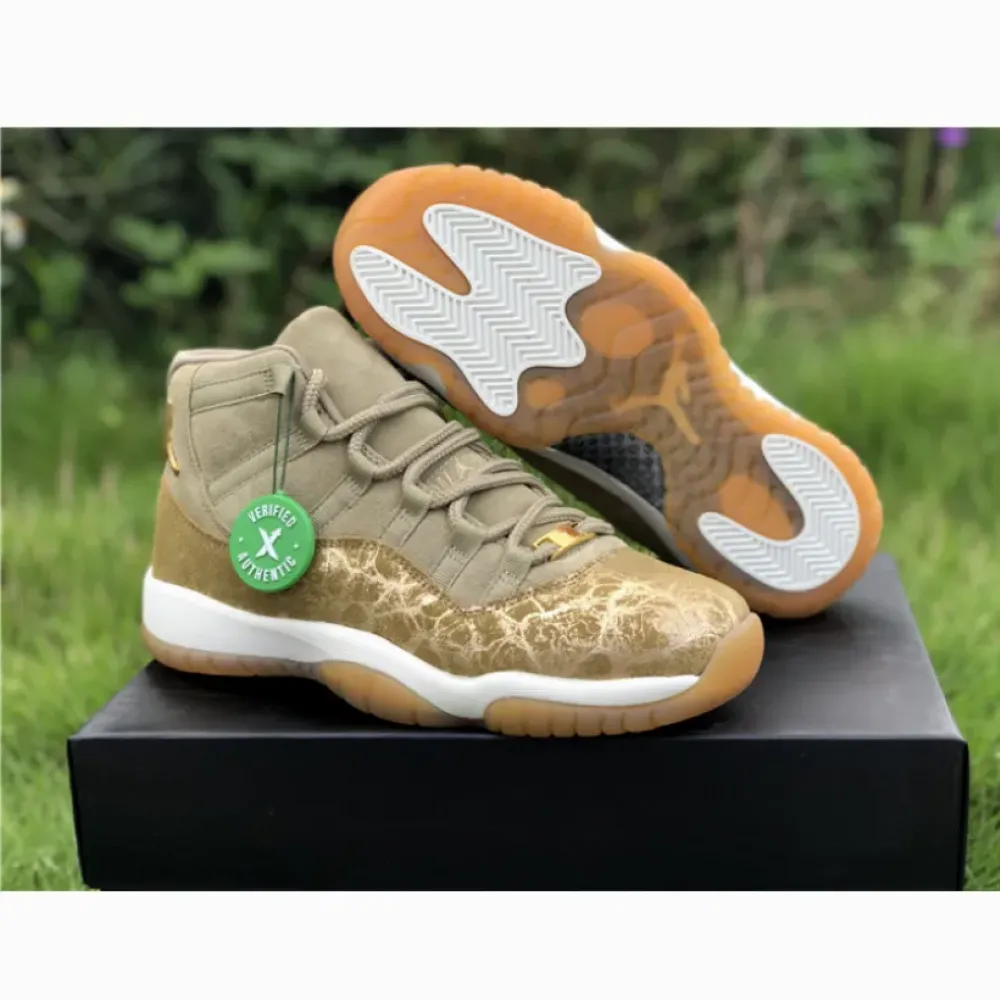 Air Jordan 11 WMNS Neutral Olive  AR0715-200