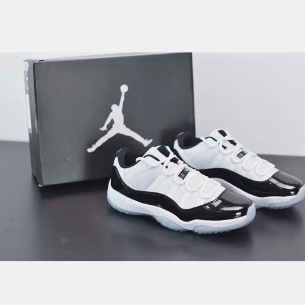 Air Jordan 11 Retro Low White/Black-Concord  528895-153