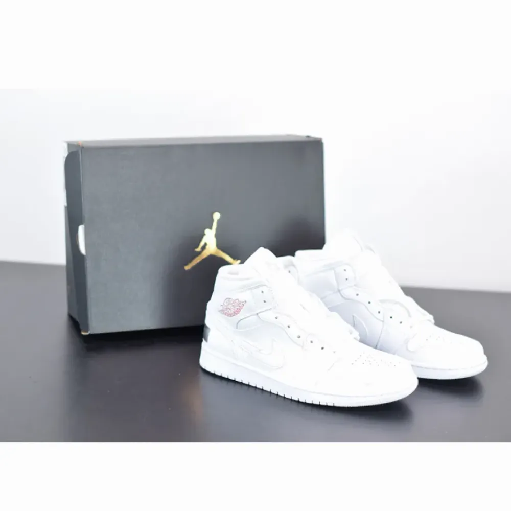 Air Jordan 1 Mid “Euro Tour”  CW7589-100