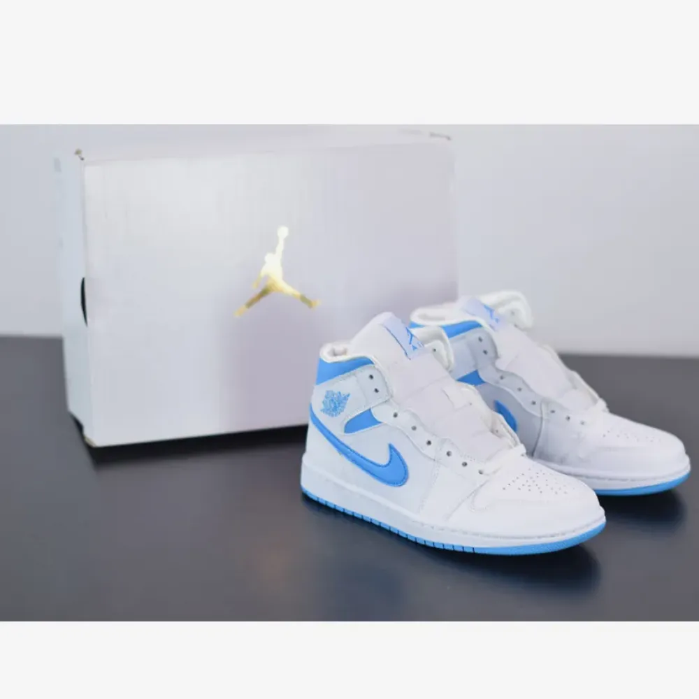 Air Jordan 1 Mid ‘UNC’ White Blue  BQ6472-114