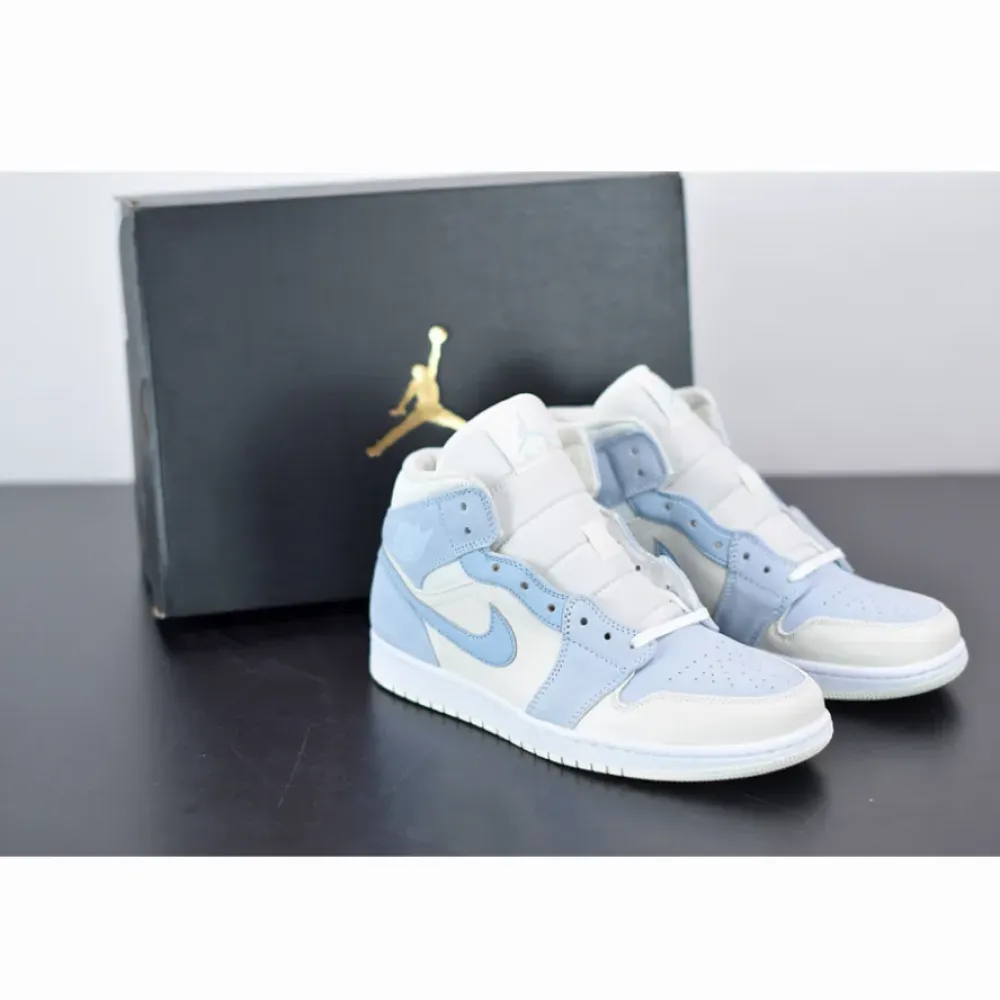 Air Jordan 1 Mid SE Light Blue White  DA4666-100