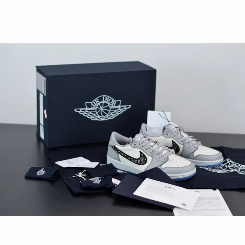 Dior x Air Jordan 1 Low Wolf Grey/Sail-Photon Dust-White CN8608-002