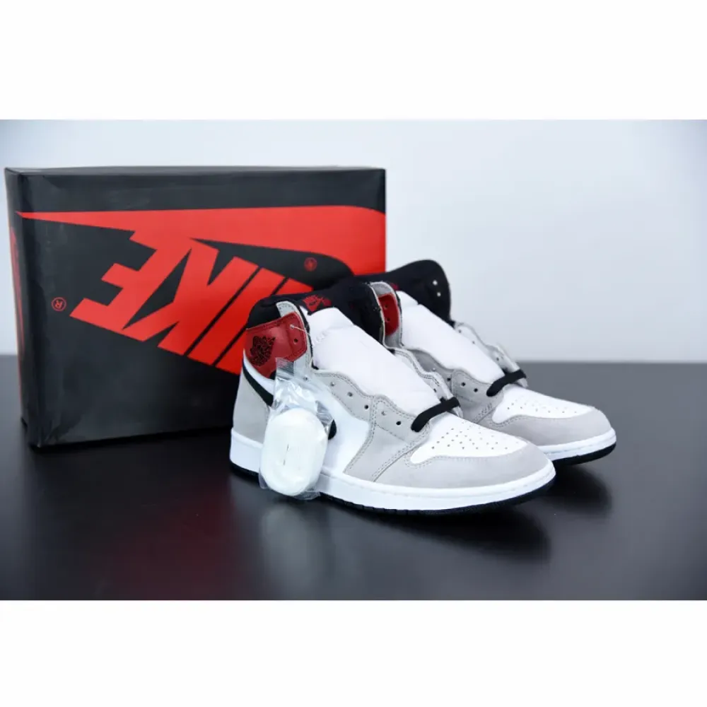 Air Jordan 1 High OG “Light Smoke Grey”  555088-126