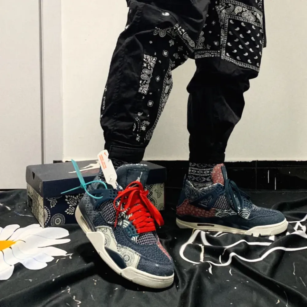 Air Jordan 4 SE Deep Ocean/Sail-Cement Grey-Fire Red CW0898-400