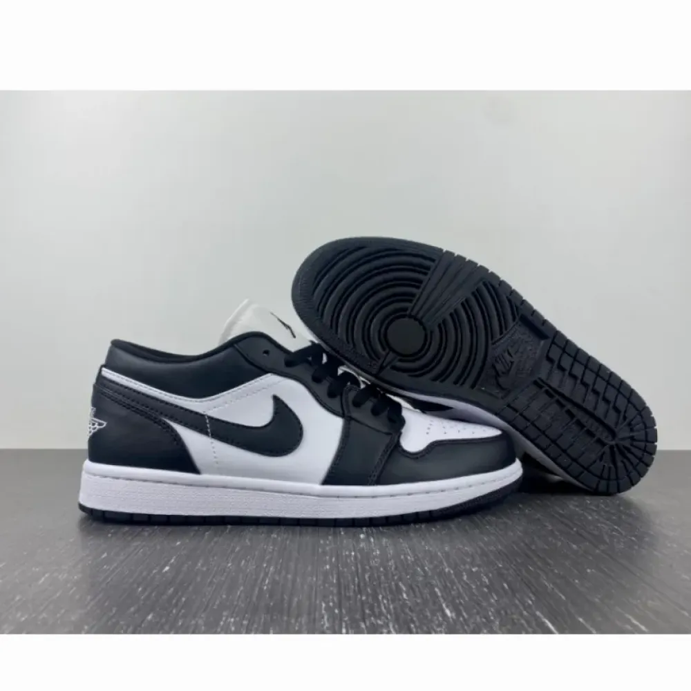 Air Jordan 1 Low ‘Panda’ White/Black  DC0774-101