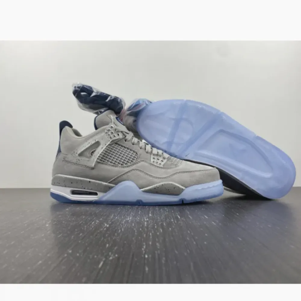 Air Jordan 4 Retro Georgetown PE Light Grey