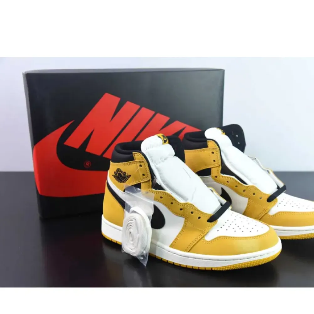 Air Jordan 1 High OG Yellow Ochre/Black-Sail  DZ5485-701