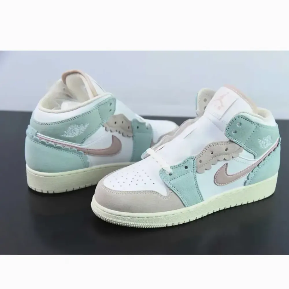 Air Jordan 1 Mid SE GS “Pink Oxford”  DZ5361-100