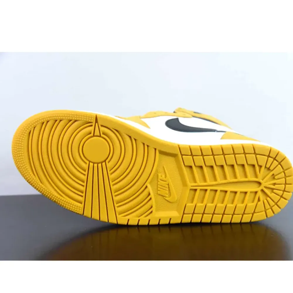 Air Jordan 1 High OG Yellow Ochre/Black-Sail  DZ5485-701