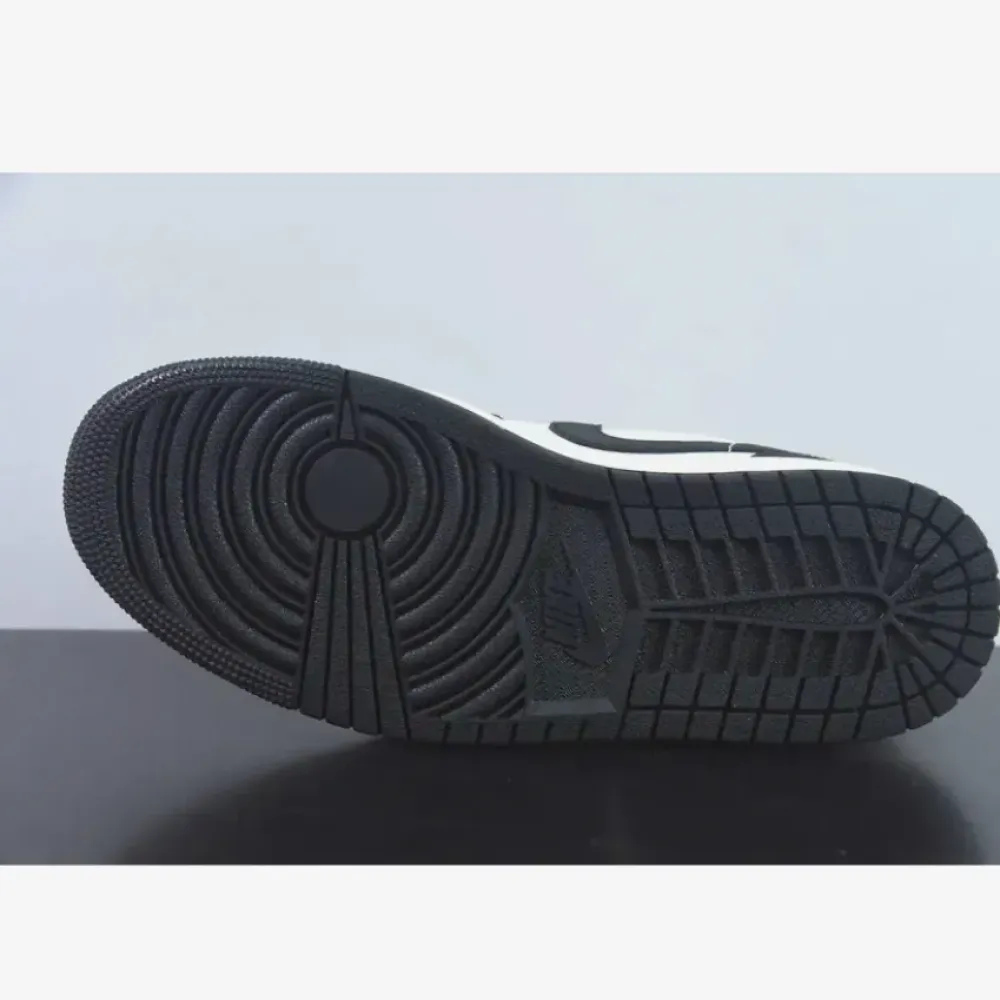 Air Jordan 1 Low “Vintage Panda” FB9893-101