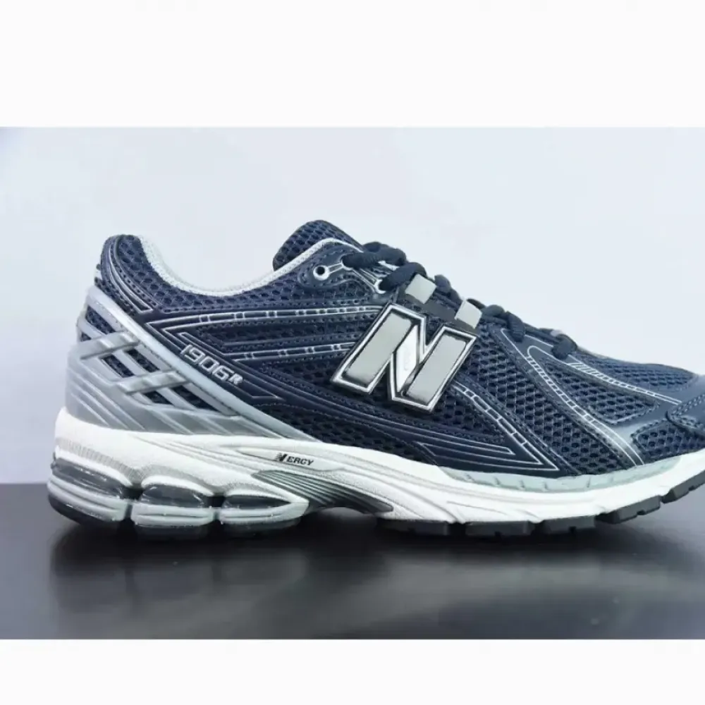 New Balance 1906R Eclipse Black Steel  M1906RCA