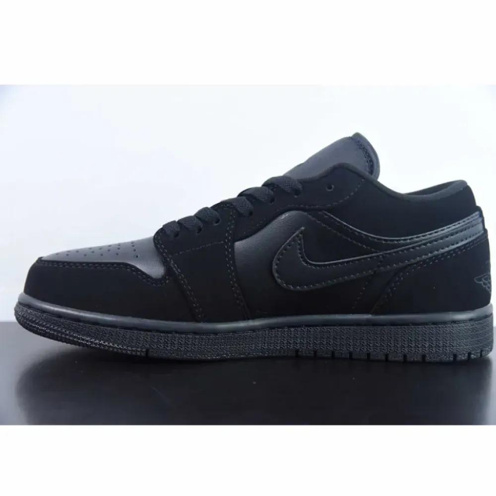 Air Jordan 1 Low Retro Triple Black  553558-025