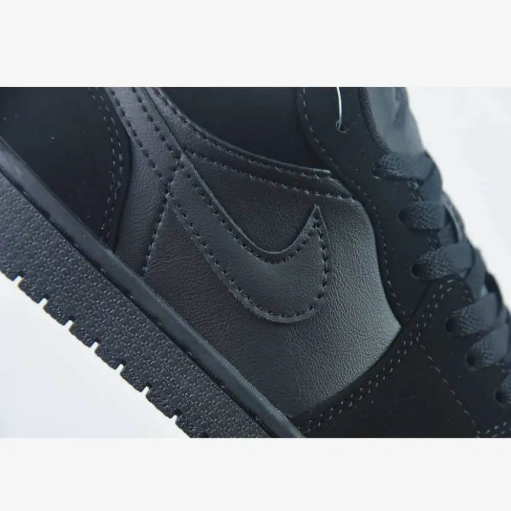 Air Jordan 1 Low Retro Triple Black  553558-025