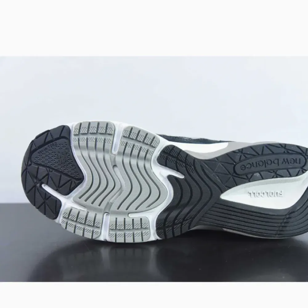 New Balance 990v6 Black White  M990BK6