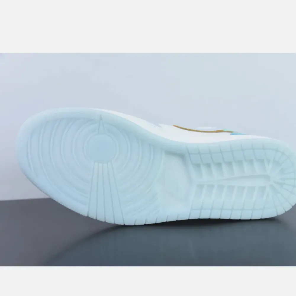 Air Jordan 1 Low SE White Emerald Rise  FN8899-131