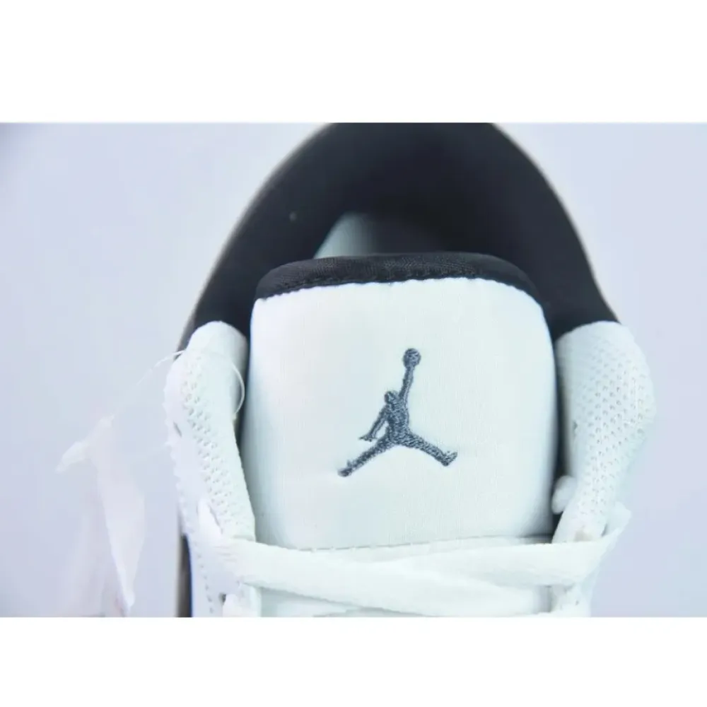 Air Jordan 1 Low White Black  553560-132