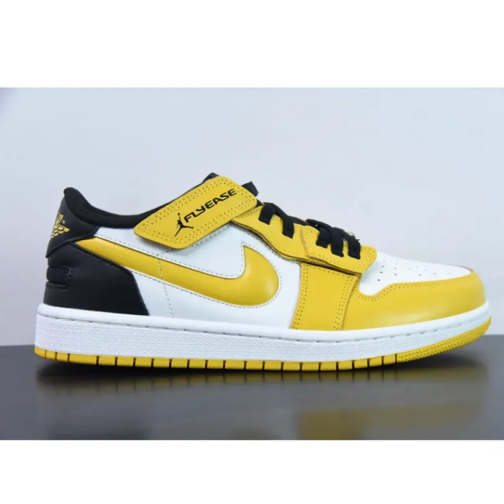 Air Jordan 1 Low FlyEase “Taxi” White/Black-University Gold  DM1206-107