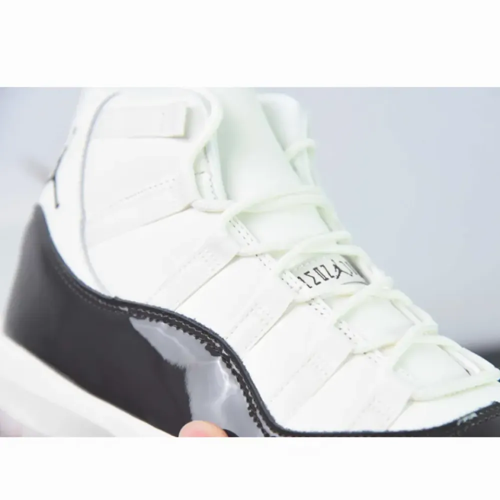 Air Jordan 11 Sail/Velvet Brown-Atmosphere  AR0715-101