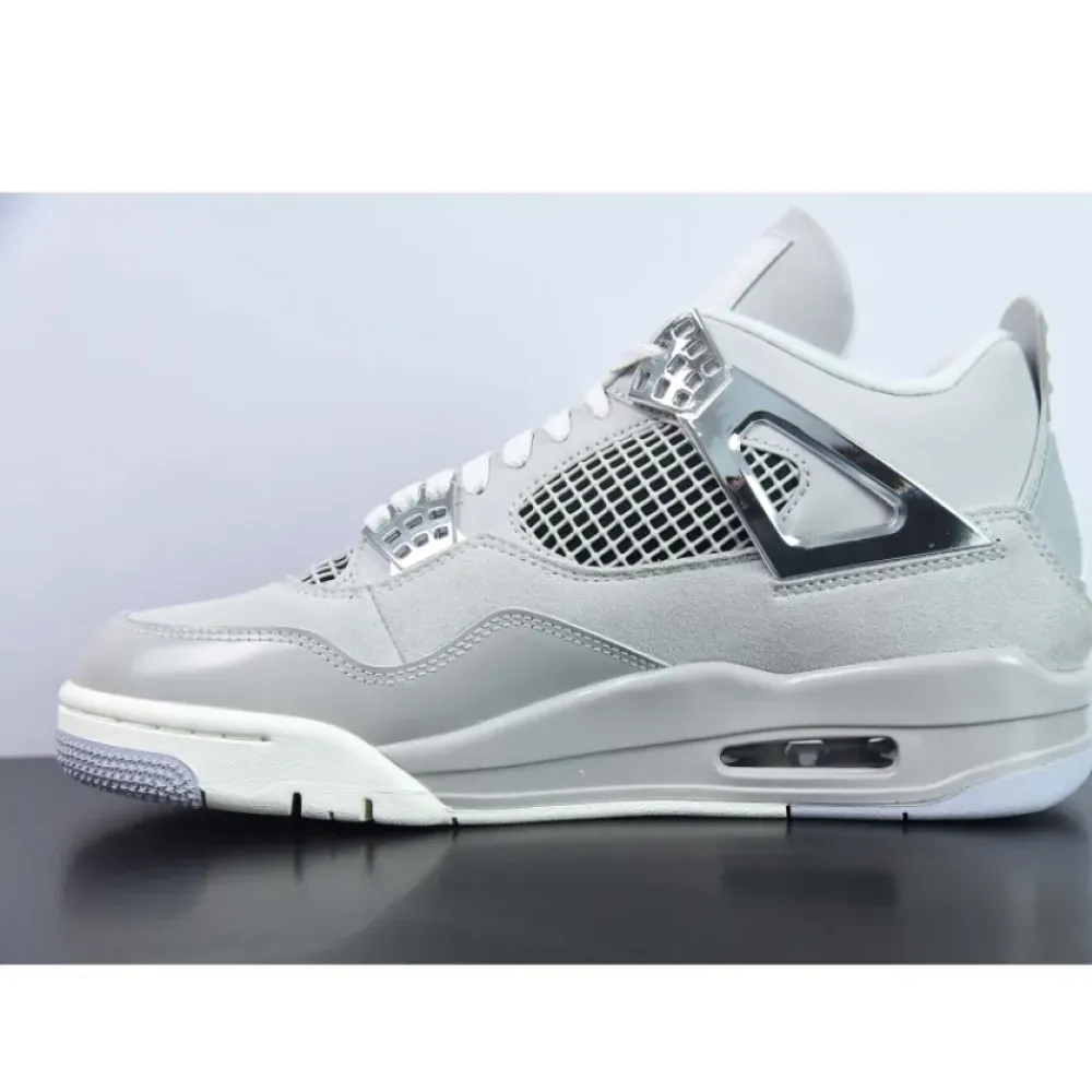 Air Jordan 4 Frozen Moments  AQ9129-001