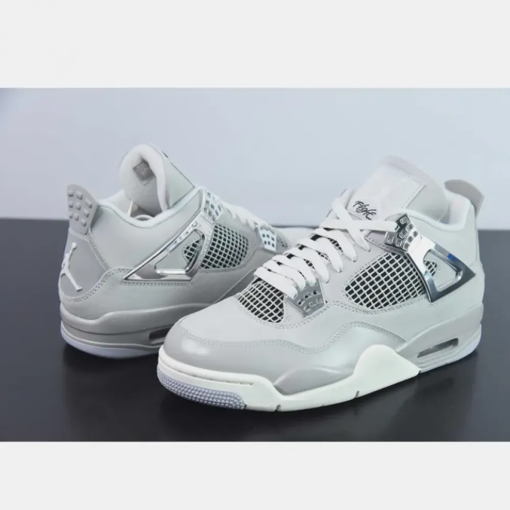 Air Jordan 4 Frozen Moments  AQ9129-001