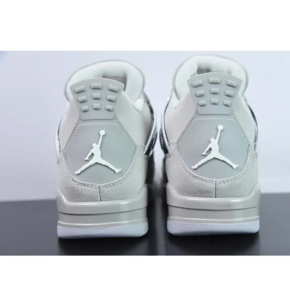 Air Jordan 4 Frozen Moments  AQ9129-001