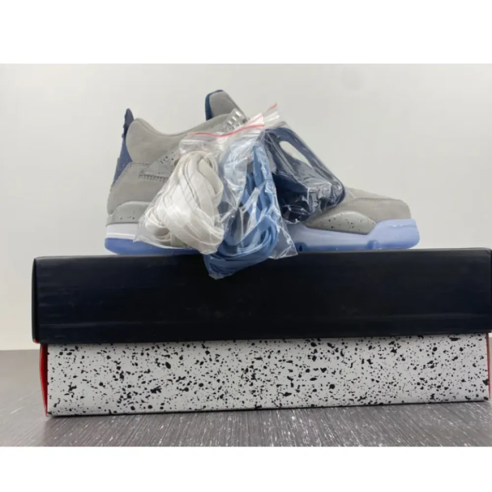 Air Jordan 4 Retro Georgetown PE Light Grey