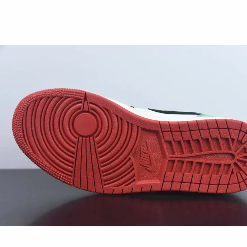 Air Jordan 1 “QUAI 54” White/Black-University Red-Classic Green FQ6703-100