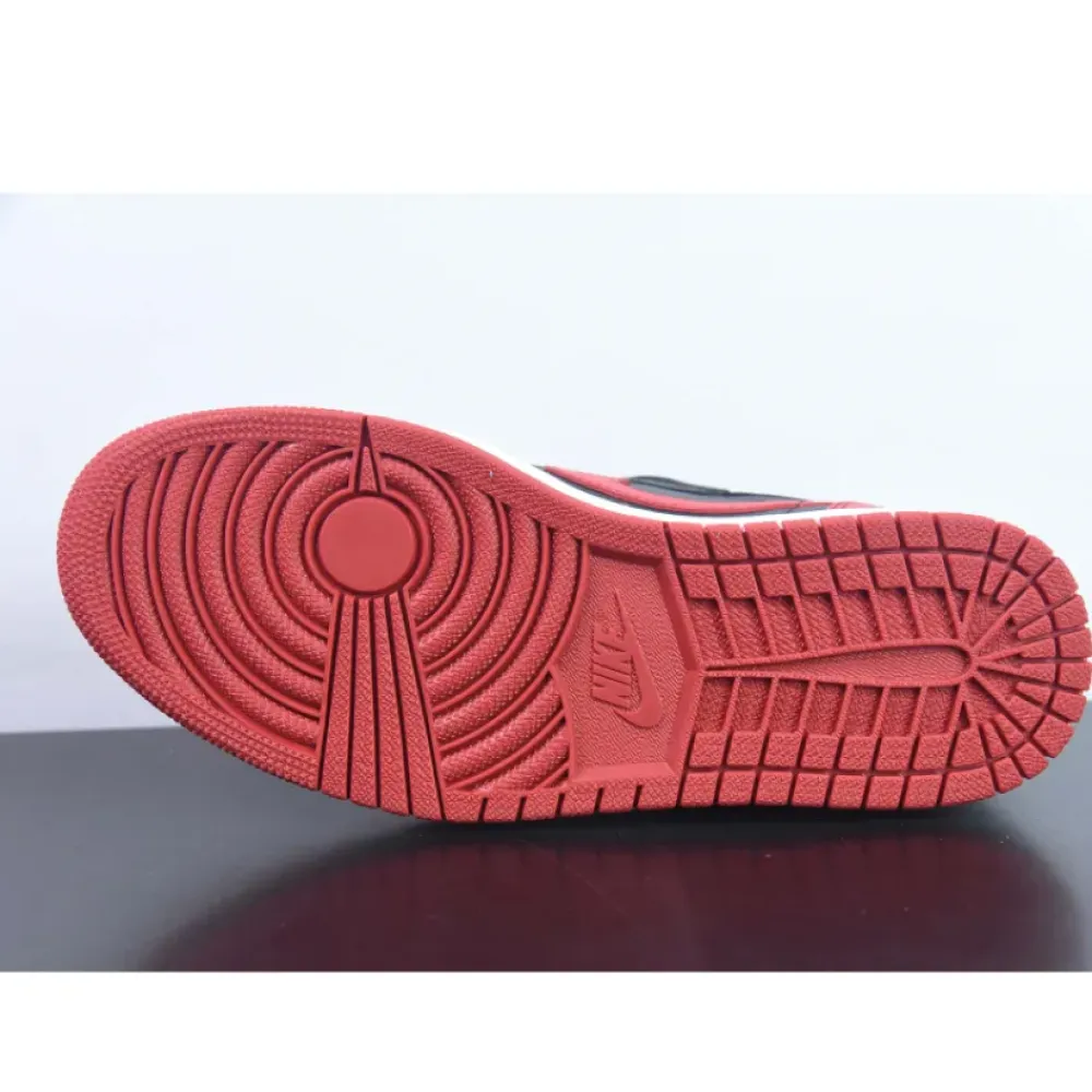 Air Jordan 1 Retro Low OG “Bred”  705329-001