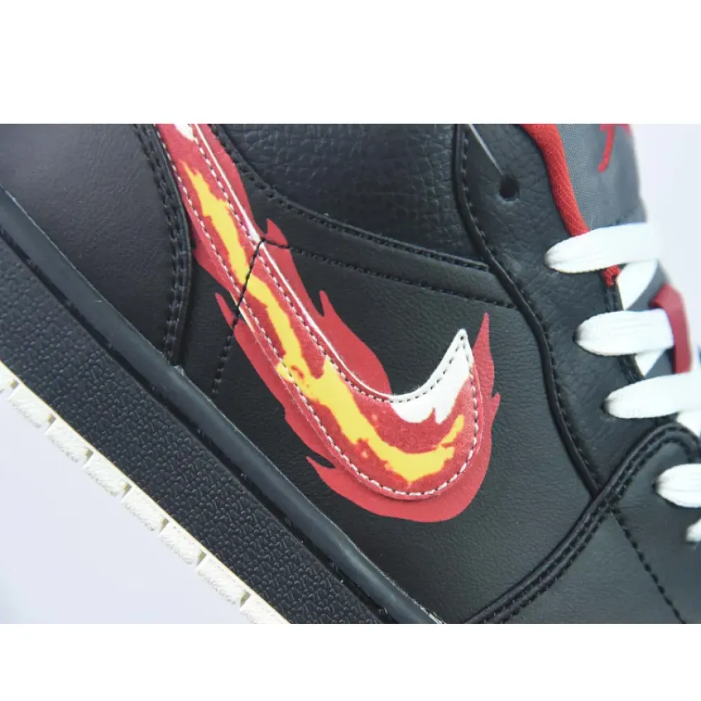 Air Jordan 1 Low “Just Skate”  FJ7073-010