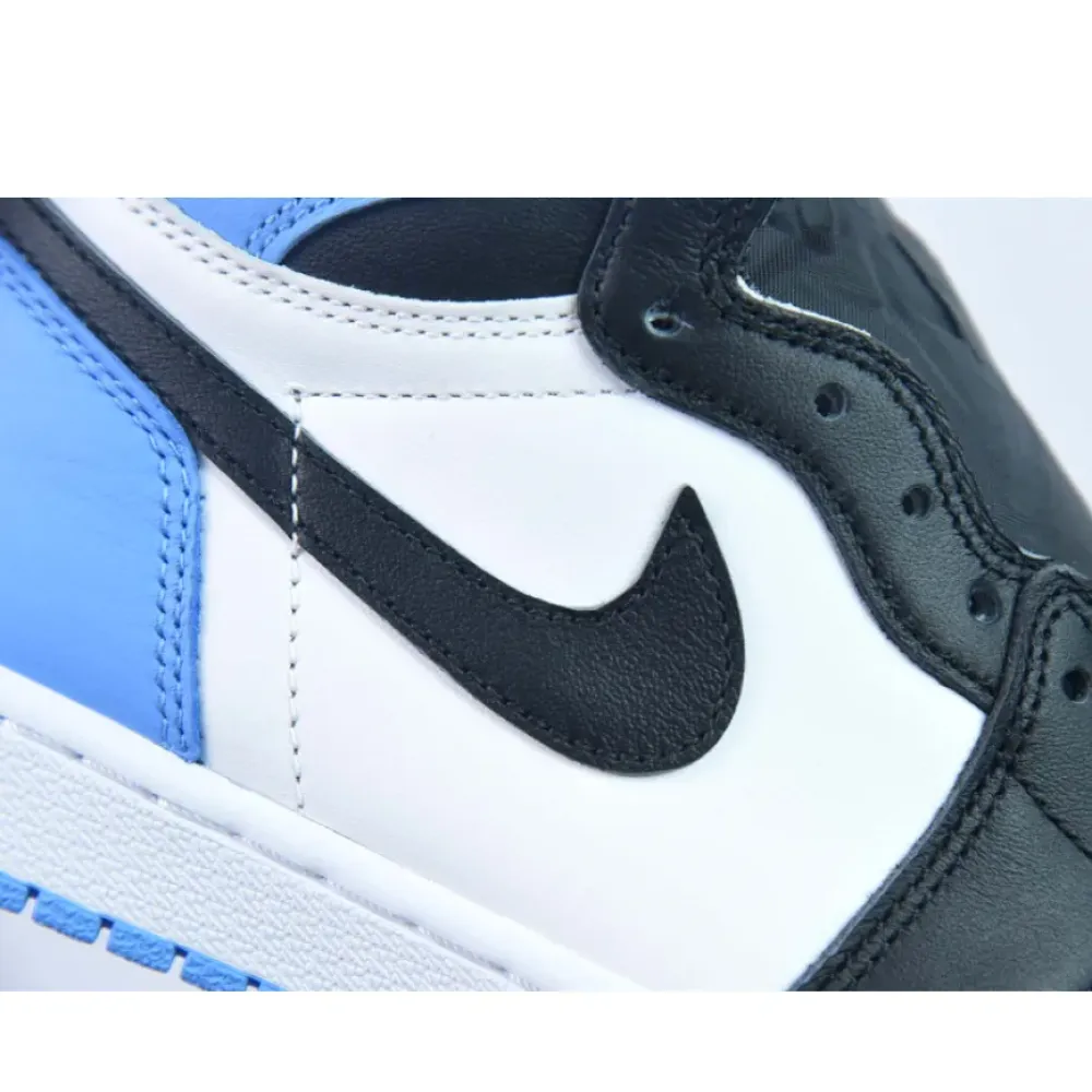 Air Jordan 1 High OG University Blue/Black-White  DZ5485-400