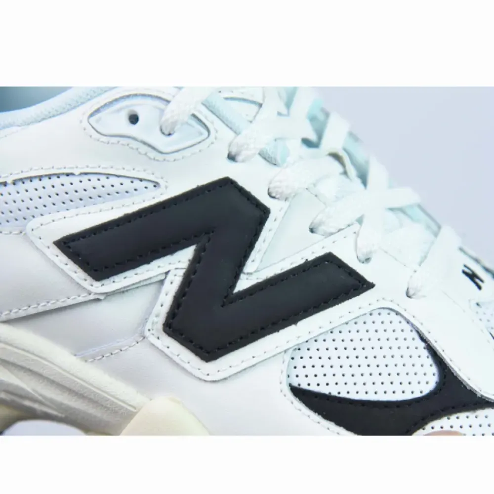New Balance 9060 White/Black  U9060AAB