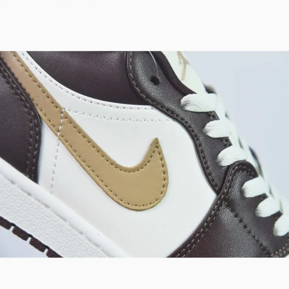 Air Jordan 1 Low Mocha Shadow Brown Sail  DC0774-200