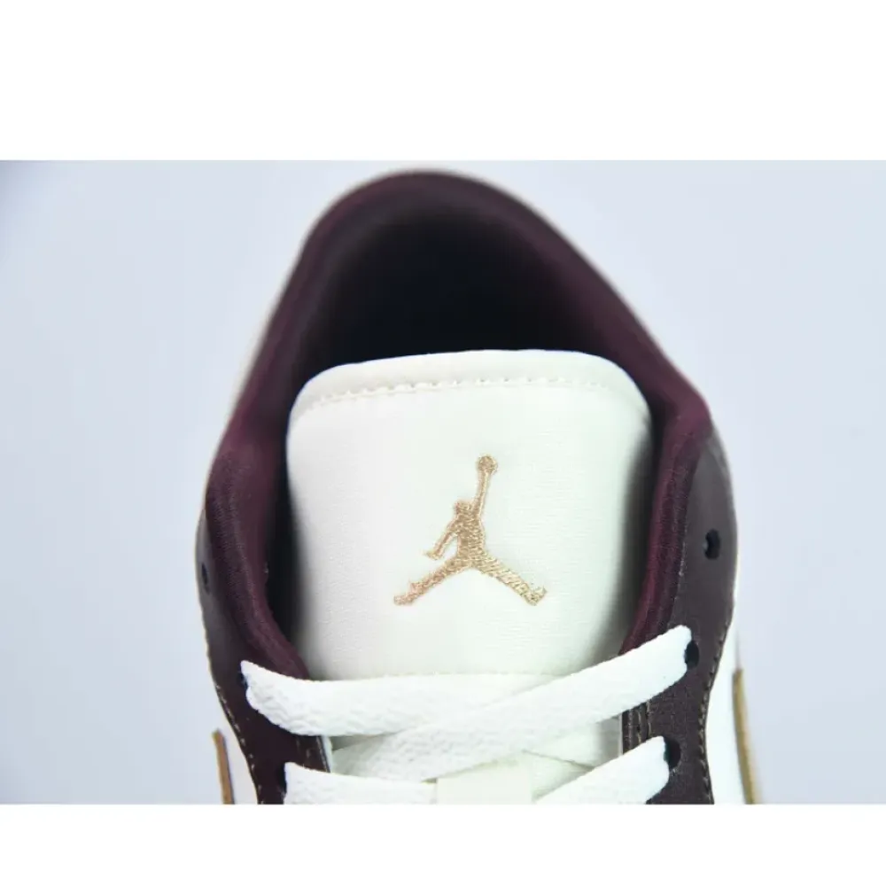 Air Jordan 1 Low Mocha Shadow Brown Sail  DC0774-200