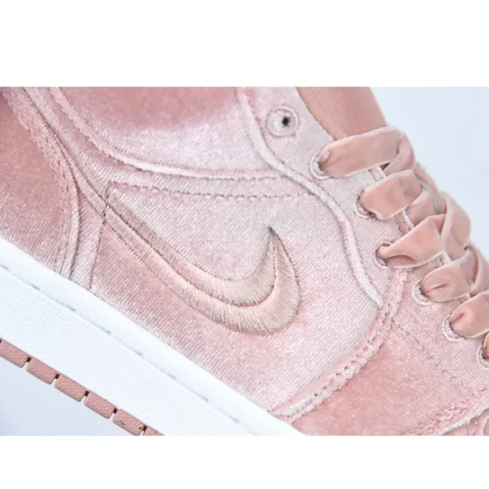 Air Jordan 1 Low “Pink Velvet”  DQ8396-600