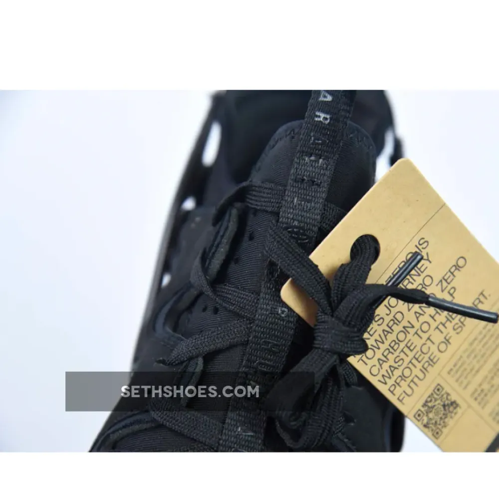 Nike Air Huarache Craft Black/White  DQ8031-001