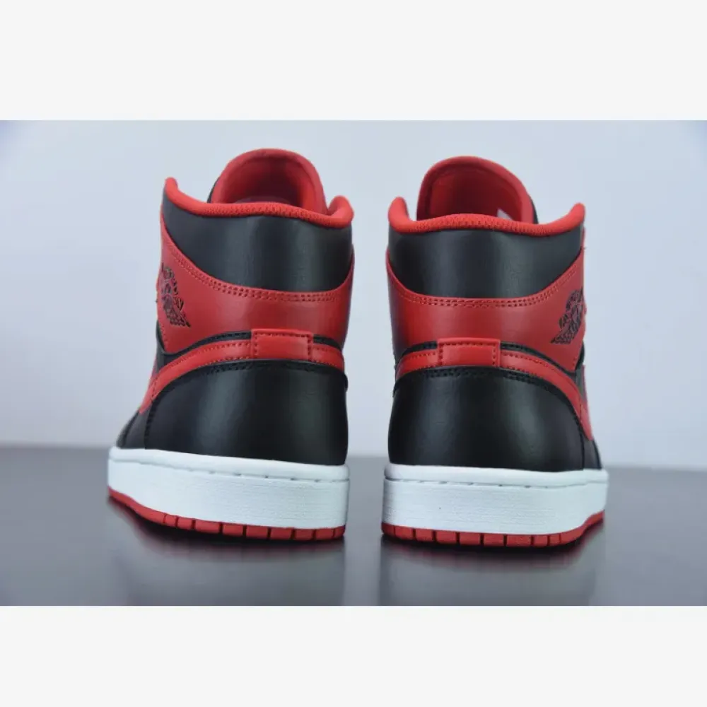 Air Jordan 1 Mid ‘Alternate Bred’ Black/White/Fire Red  DQ8426-060