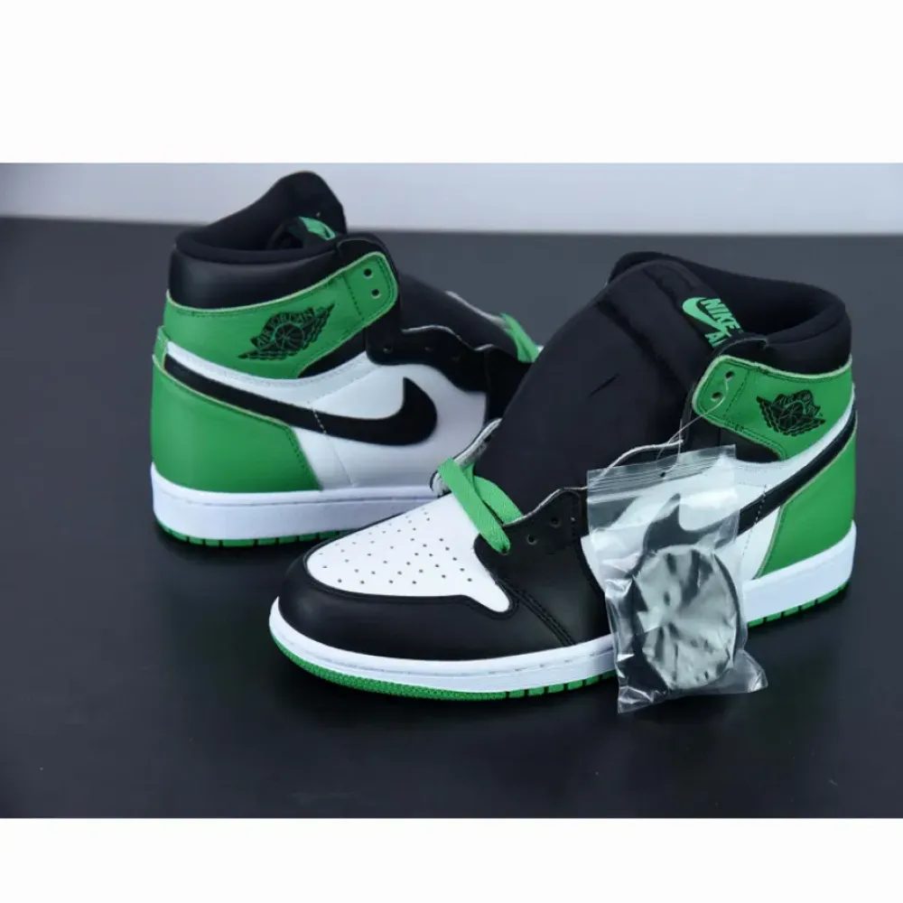 Air Jordan 1 High OG Black/Lucky Green-White  DZ5485-031