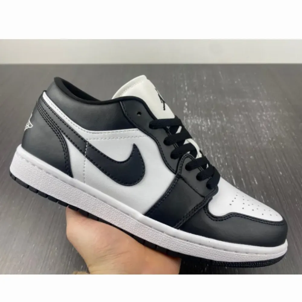 Air Jordan 1 Low ‘Panda’ White/Black  DC0774-101