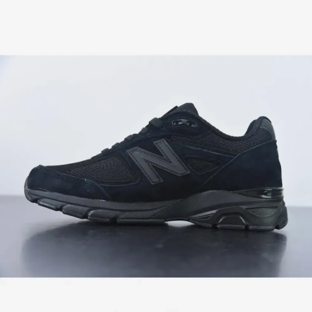 New Balance  “Triple Black” M990BB4